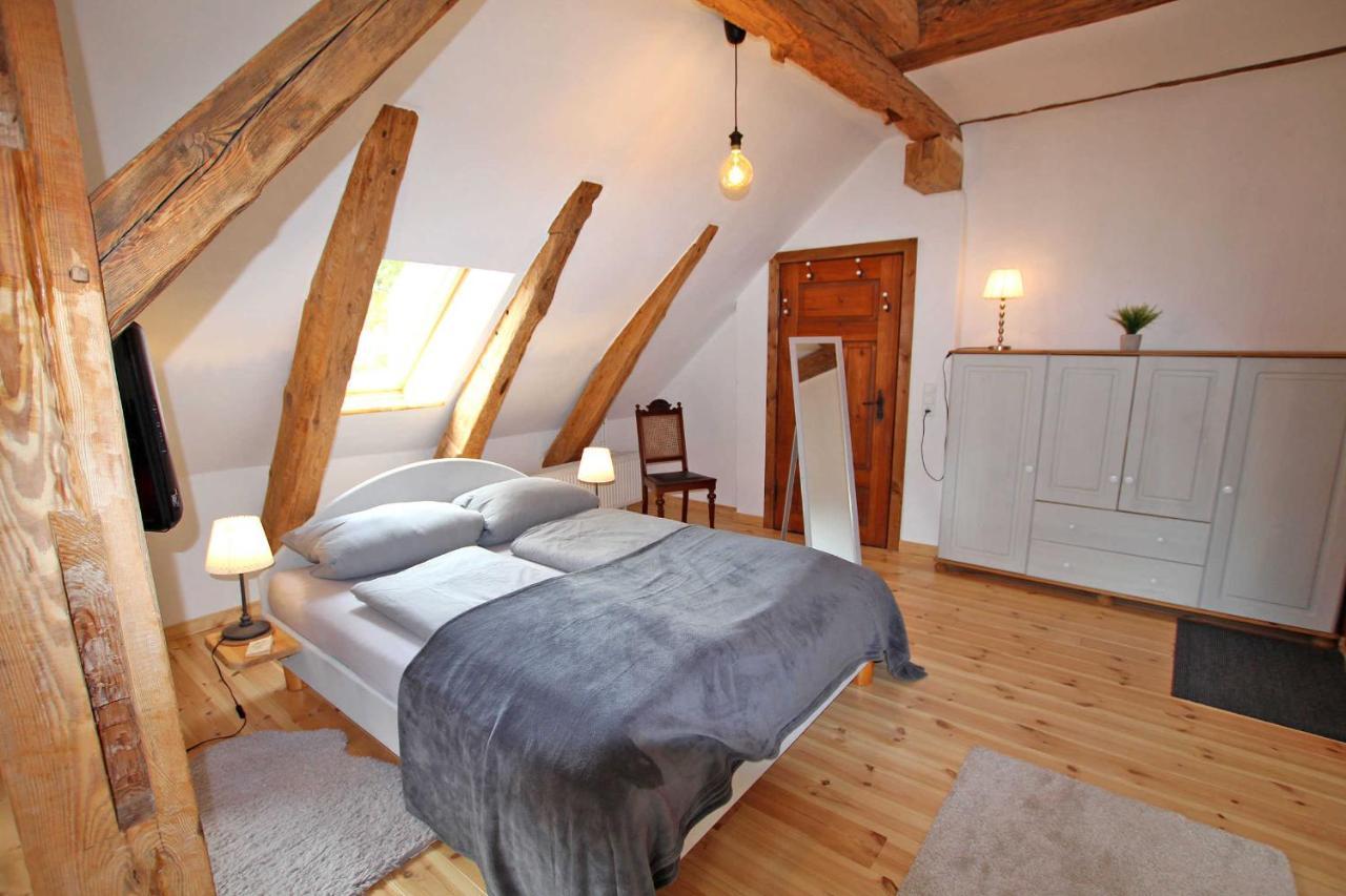 Ferienwohnung Im Forsthaus Am See Schwarz Buitenkant foto